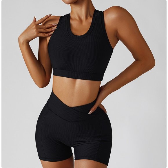 The Body Crop Top - Picture 1 of 3